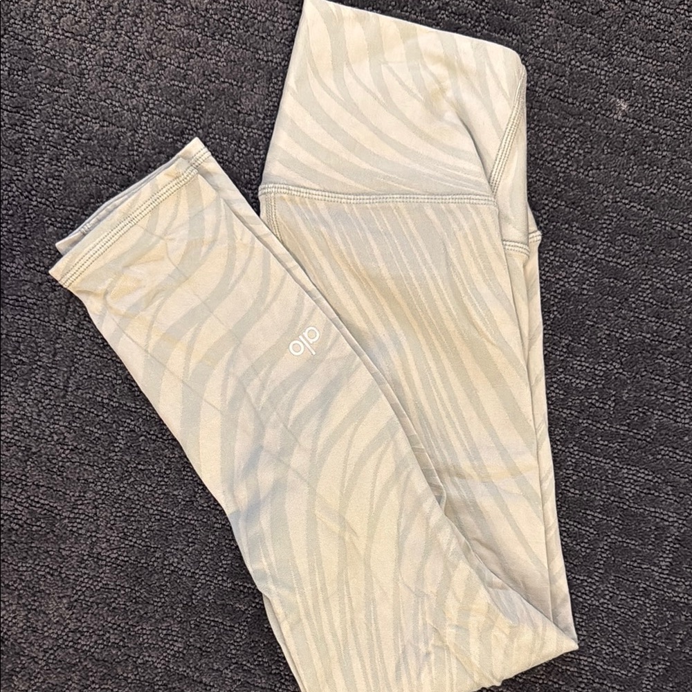 ALO Yoga White Zebra-Stripe High-Rise Leggings